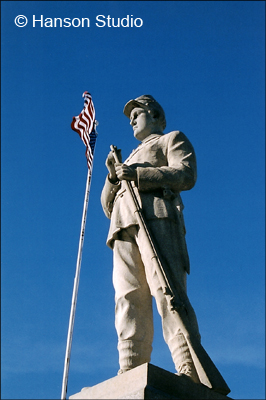 New London, NH - Statue
